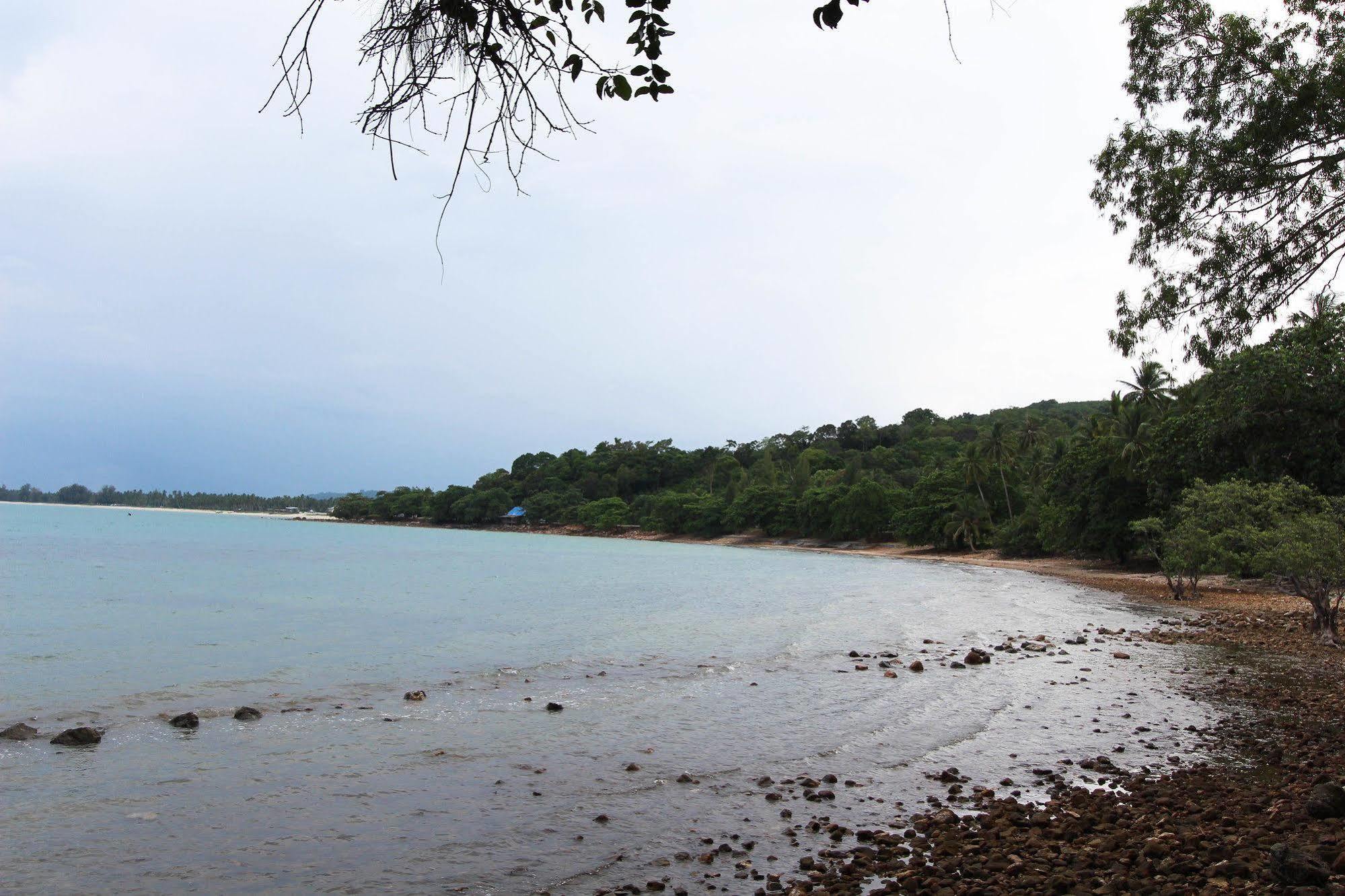 Issara Beach Resort Sichon Exteriér fotografie